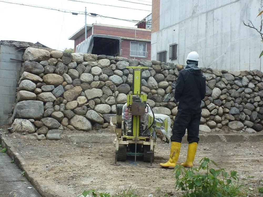 松山市、平屋建ての住宅の地盤調査の実施